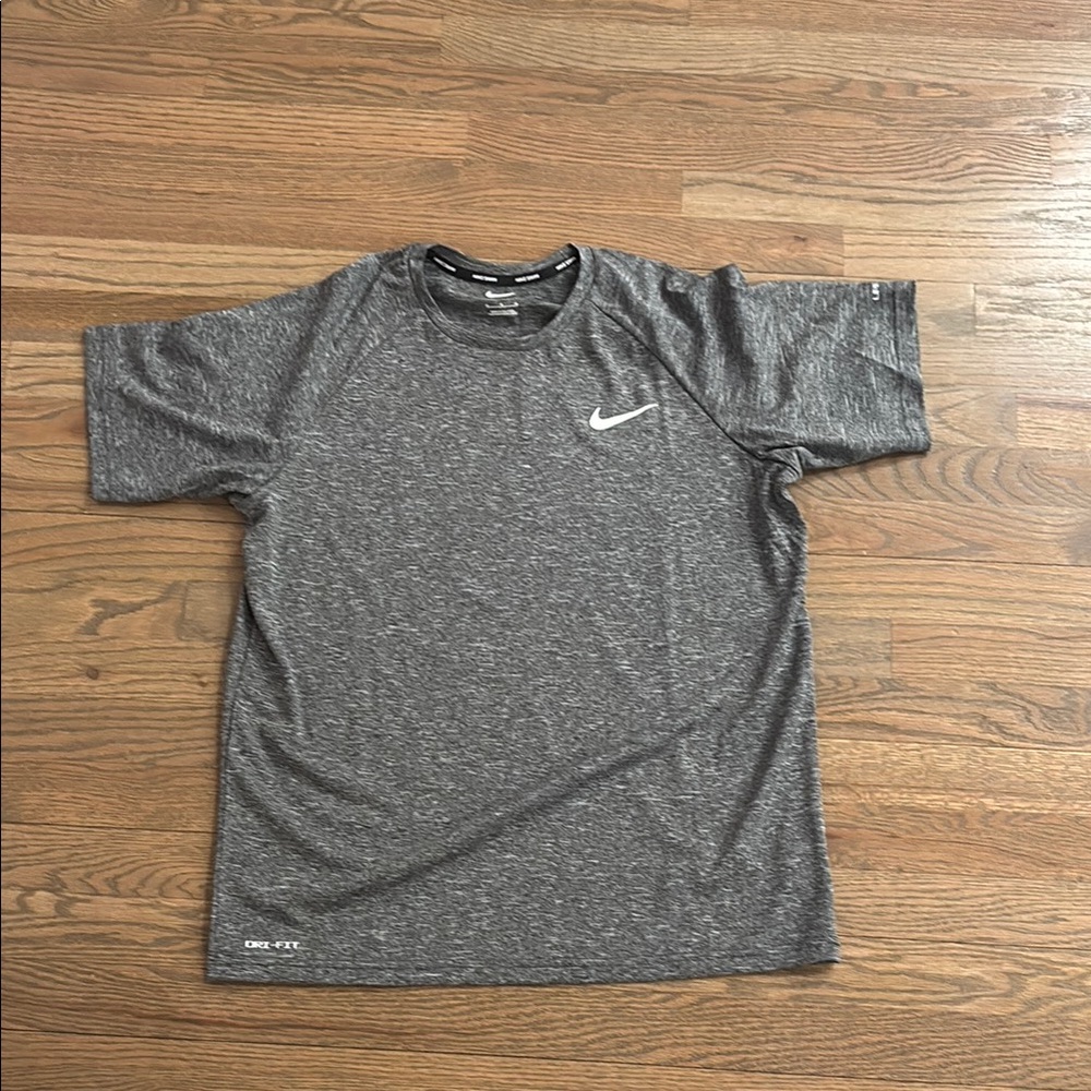 Nike Gray Men's Shirt